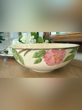 Vintage Franciscan Desert Rose 10” Serving Salad Bowl Pink Roses Excellent